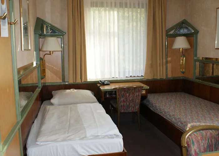 Pp- Grefrather Hof 3*